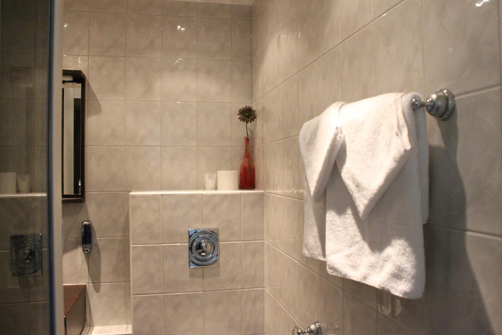 Skansen Hotel Тромсьо Стая снимка