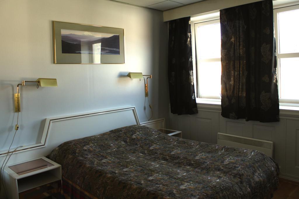 Skansen Hotel Тромсьо Стая снимка