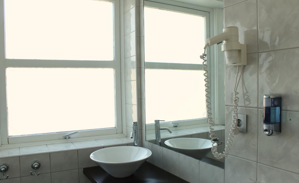 Skansen Hotel Тромсьо Екстериор снимка