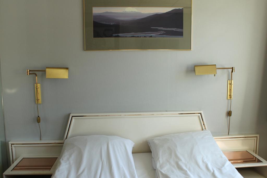 Skansen Hotel Тромсьо Стая снимка